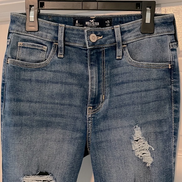 Hollister high-rise super skinny, soft stretch jeans - Picture 3 of 5